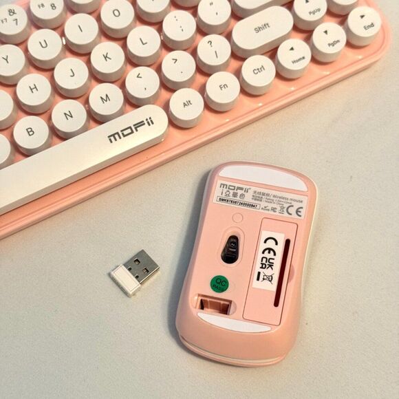 Pink & White Wireless Typewriter Keyboard and Mouse Set - Picture 4 of 6